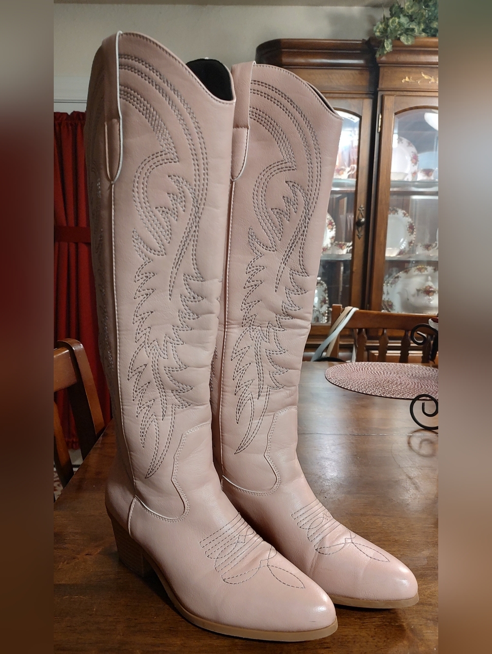 Classic Tall Women's Western Boots in Blush Pink